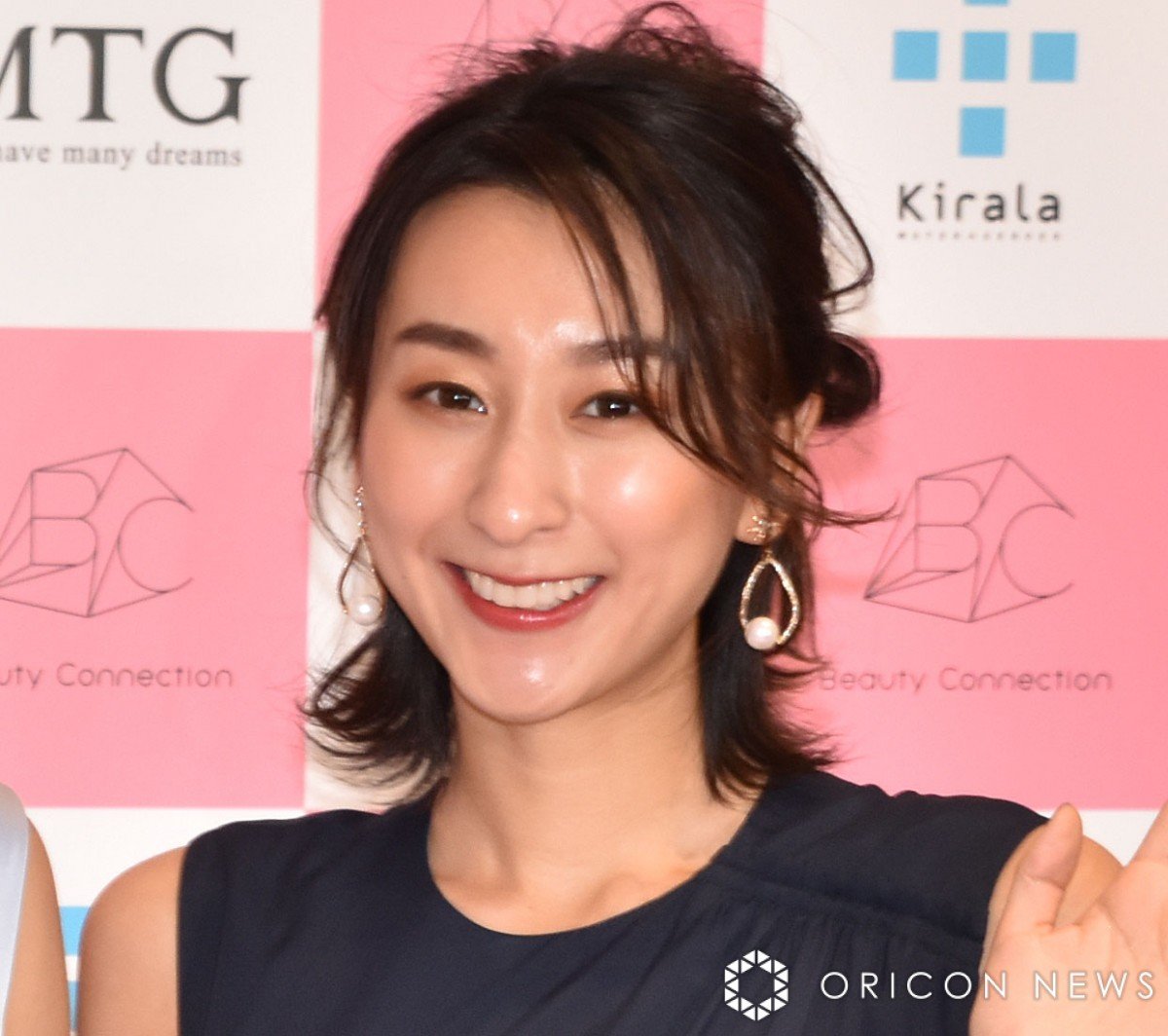 浅田舞、美ヒップライン際立つ“水着ショット”に反響「スタイル良すぎ」「セクシーです」 | ORICON NEWS