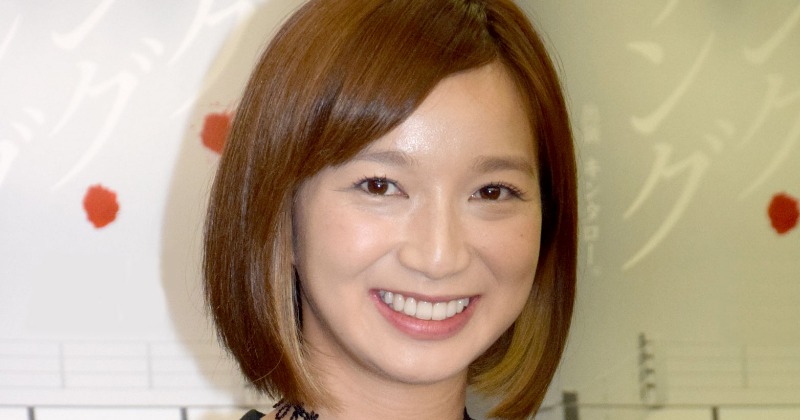 38歳・芹那、真っ赤な“変形水着”でサウナを満喫「ナイススタイル」「くびれの素晴らしい事…」 | ORICON NEWS