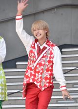 1st�V���O���u���܃L�����v�����L�O�C�x���g�ɓo�ꂵ���J���t���_�C�������h�E�Ð여�B (C)ORICON NewS inc. 