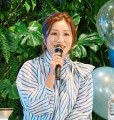 ���䂩���肳��i�w�A�����C�N�A�b�v�A�[�e�B�X�g�j