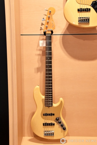 Fender Deluxe Jazz Bass V Kazuki Arai Edition(Vintage Blonde) (C)ORICON NewS inc. 