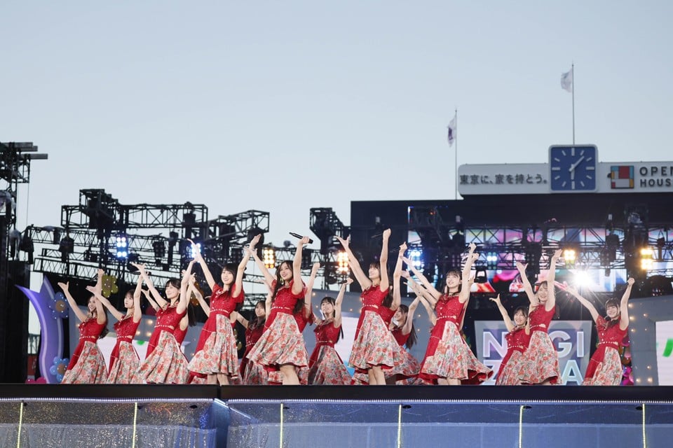 乃木坂46 個別ランダム ばかばかしい アクリルスタンド 真夏の全国ツアー2023 黒見明香