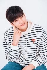 �؍��o�D�\���t���̉���c�A�[���J�Ì��� 1��2����2�V���b�g�B�e�≃��^�C���� 