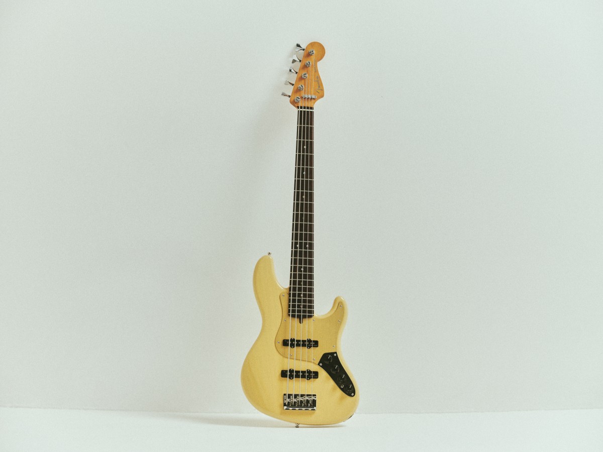 Deluxe Jazz 吐か Bass® V, Kazuki Arai Edition