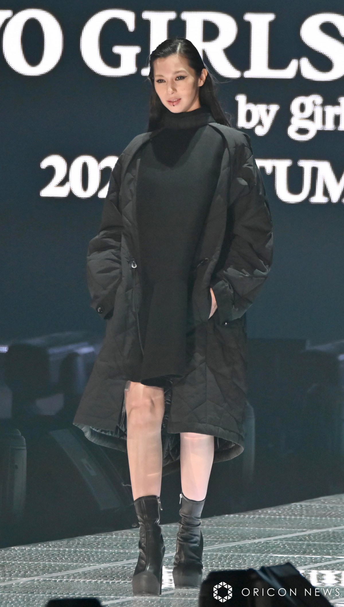 w37 }Cir K[YRNV 2023 AUTUMN/WINTERxɓoꂵ (C)ORICON NewS inc. 