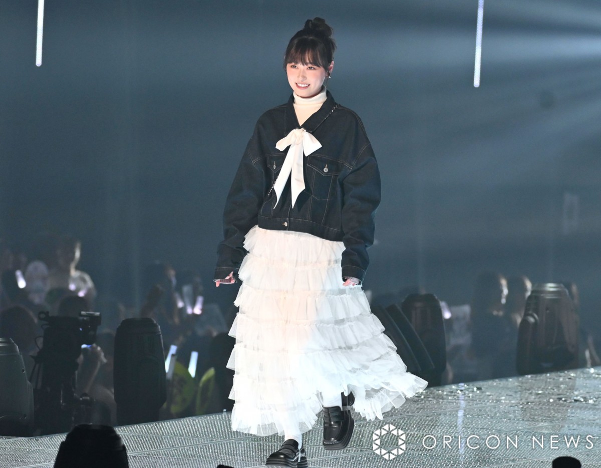 w37 }Cir K[YRNV 2023 AUTUMN/WINTERxɓoꂵy (C)ORICON NewS inc. 