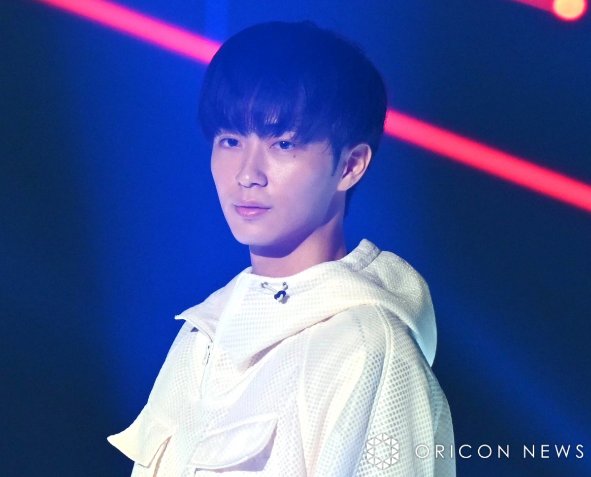 w37 }Cir K[YRNV 2023 AUTUMN/WINTERxɓoꂵ쑺N (C)ORICON NewS inc. 