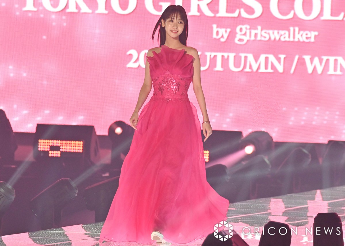 w37 }Cir K[YRNV 2023 AUTUMN/WINTERxɓoꂵAKB48EؗRI (C)ORICON NewS inc. 