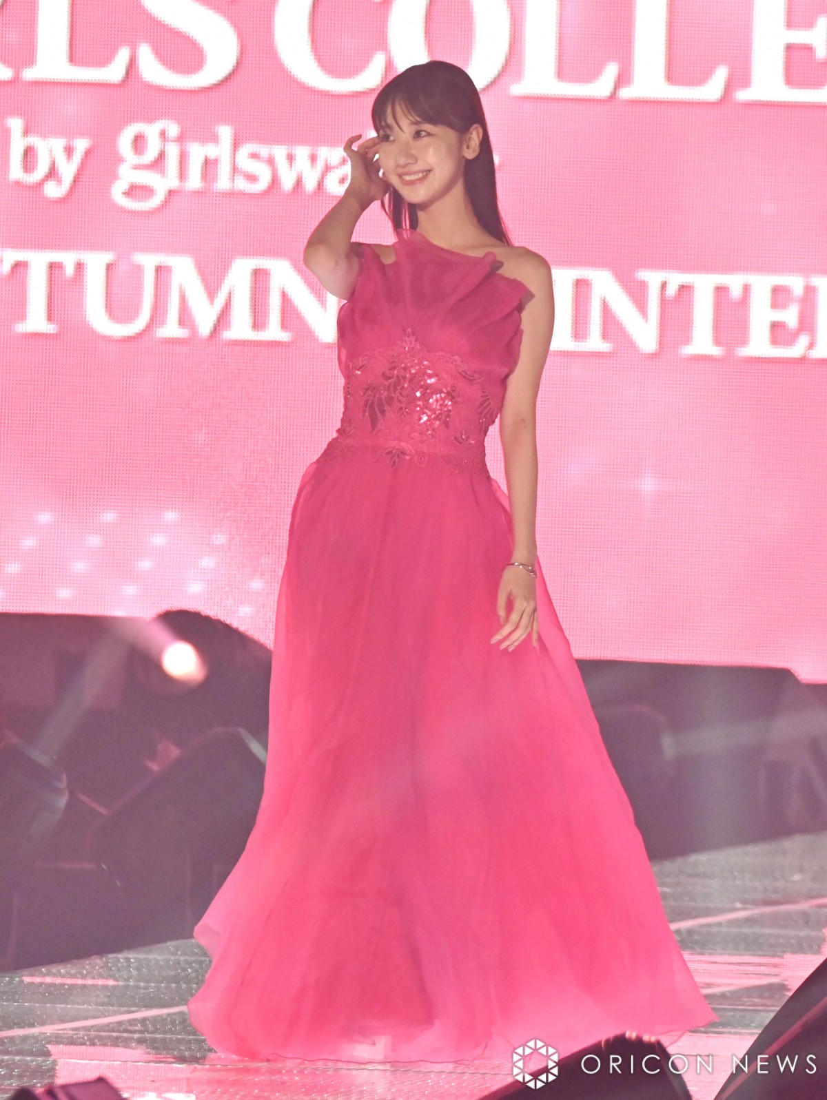 w37 }Cir K[YRNV 2023 AUTUMN/WINTERxɓoꂵAKB48EؗRI (C)ORICON NewS inc. 