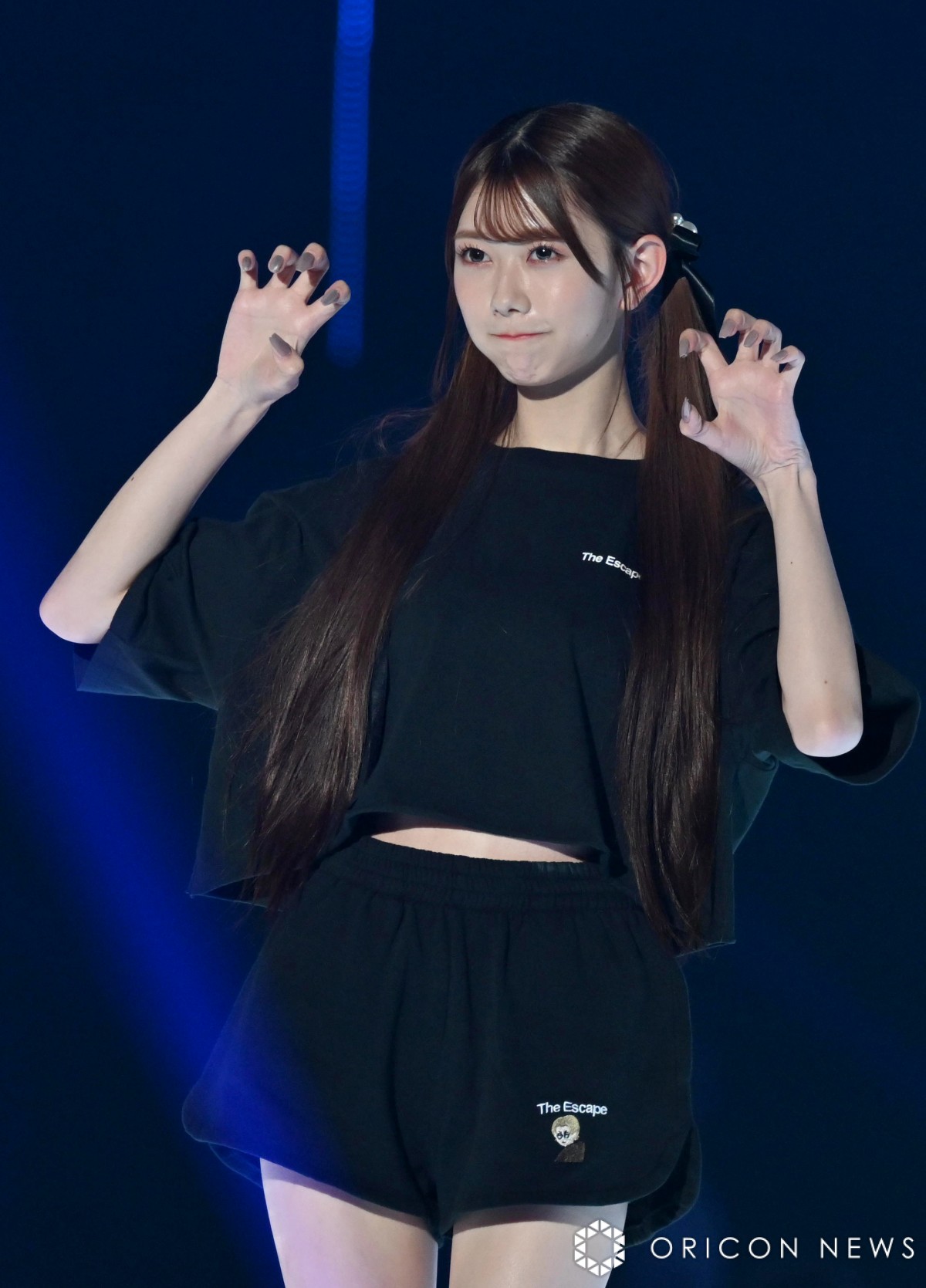 w37 }Cir K[YRNV 2023 AUTUMN/WINTERxɓoꂵAKB48Etb (C)ORICON NewS inc. 
