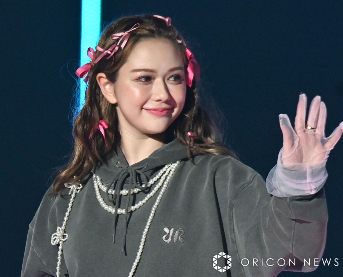 w37 }Cir K[YRNV 2023 AUTUMN/WINTERxɓoꂵdǓ (C)ORICON NewS inc. 