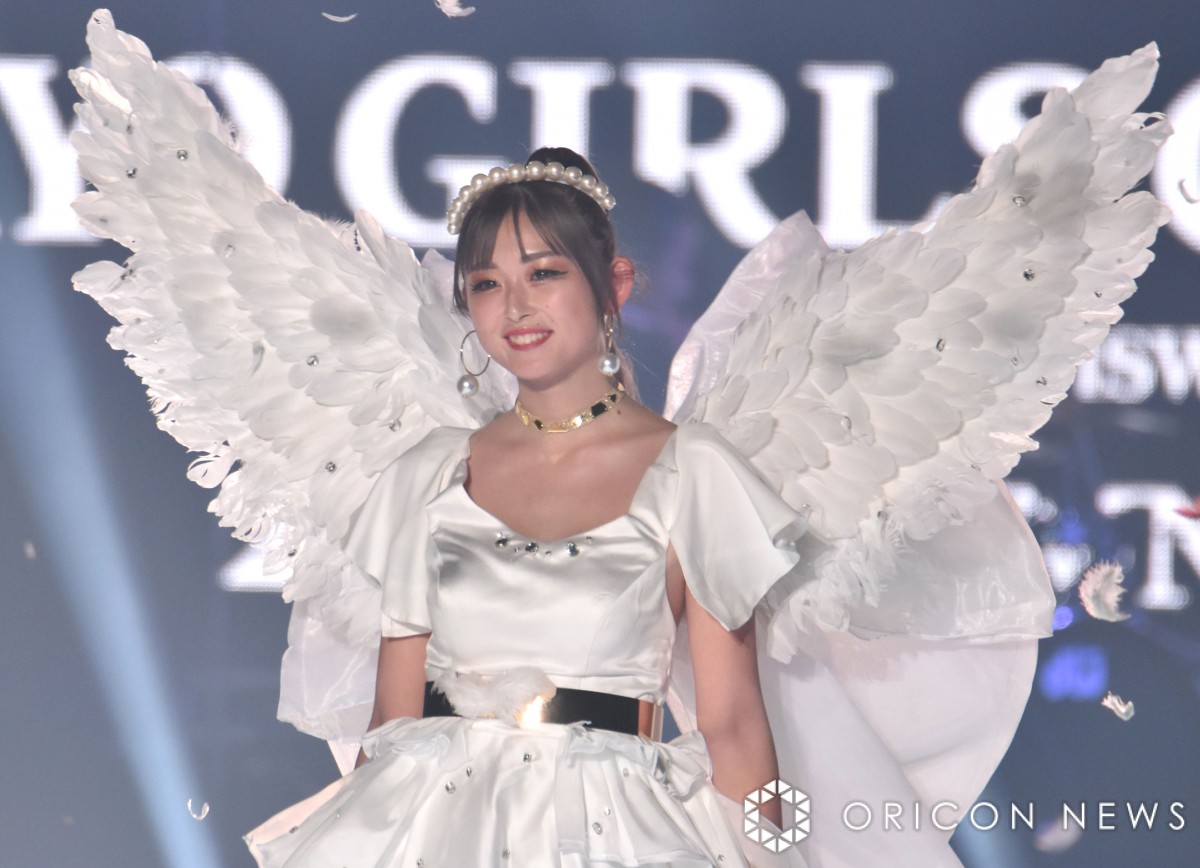 w37 }Cir K[YRNV 2023 AUTUMN/WINTERxɓoꂵ䂤 (C)ORICON NewS inc. 