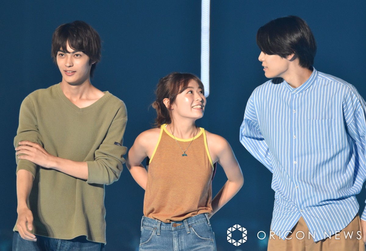 w37 }Cir K[YRNV 2023 AUTUMN/WINTERxɓoꂵ()_AX؁Av (C)ORICON NewS inc. 