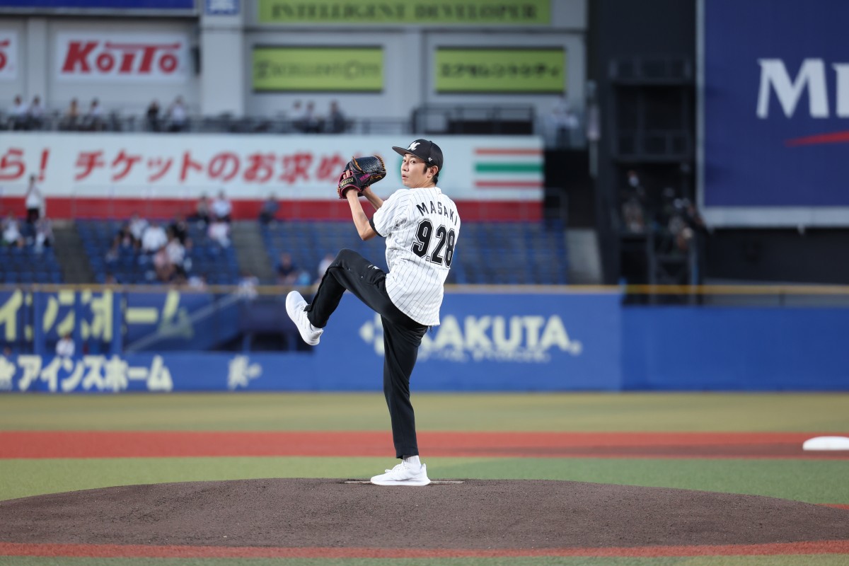 画像・写真 | 相葉雅紀、ロッテ戦の始球式にサプライズ登場 夢かない