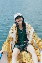 �⓹3�O���[�v�ōŒ��g�E�N��46�y������A���ƖڑO��1st�t�H�g�u�b�N��������u���ӂ̋C�����ł����ς��v�y�R�����g����z 