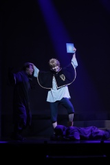 ����w�u���b�N�N���[�o�[�x�J�� (C)�c���T��/�W�p�ЁE�u���b�N�N���[�o�[the Stage����ψ��� 