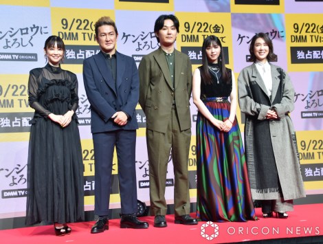 �w�P���V���E�ɂ�낵���x������I���ʉ�ɏo�Ȃ����i������j�q�ȃJ�i�A���������A���c�����A���쎵���A����^���q �iC�jORICON NewS inc. 