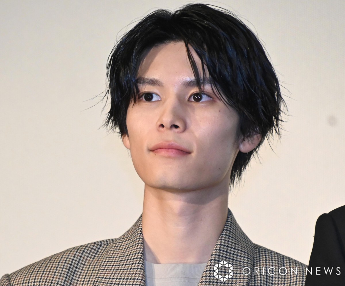 萩原利久“また”ダチョウネタ 菅田将暉らにいじられ地団太「セット