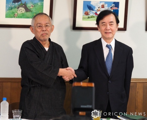 �X�^�W�I�W�u����\������В��̗�ؕq�v���A���{�e���r��\���������s�����̐��R���M���iC�jORICON NewS inc. 