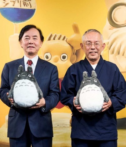 （左から）日本テレビ 代表取締役会長執行役員の杉山美邦、スタジオジブリ代表取締役社長の鈴木敏夫 