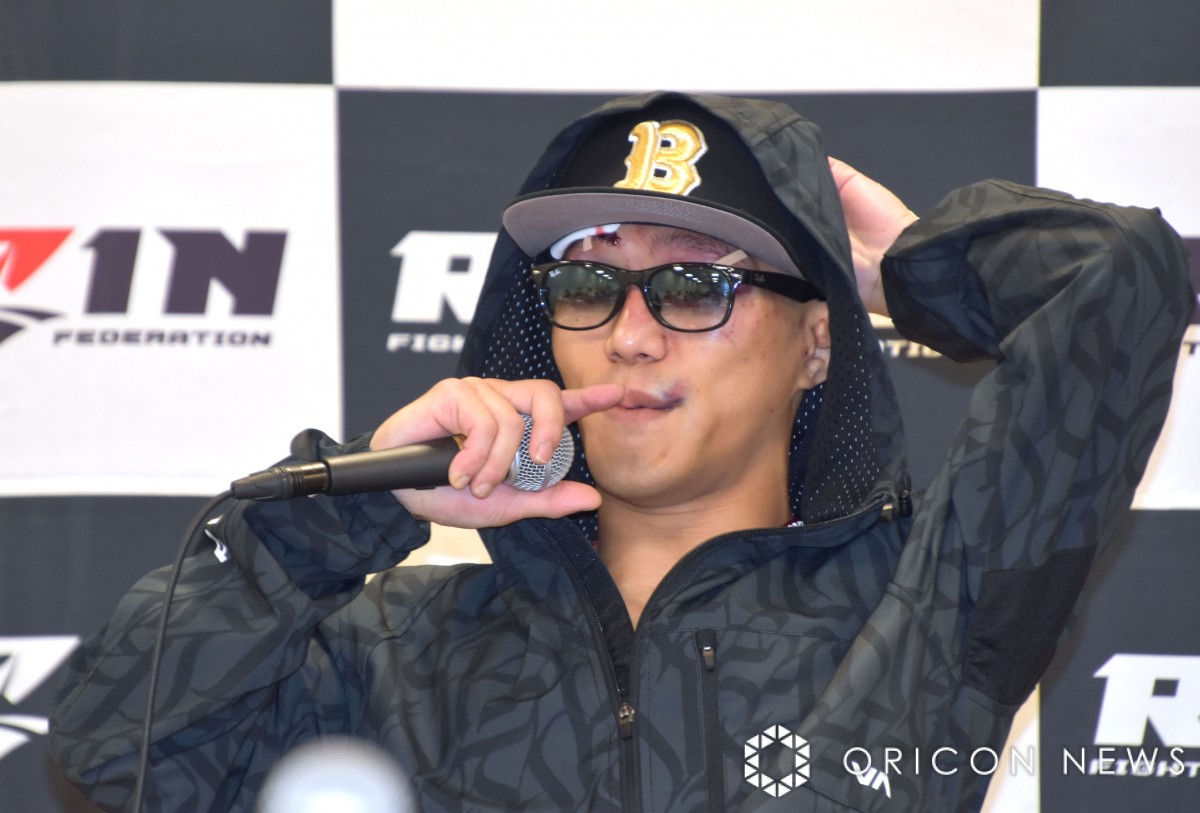 RIZIN速報】山本アーセン「問題ないよ！」と叫ぶも無念のドクターストップ 福田龍彌が打撃戦を制す | ORICON NEWS