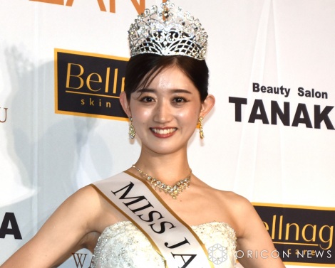 �w�~�X�E�W���p���x�O�����v���̍��ꌧ��\�E�������̋g�c������ �iC�jORICON NewS inc. 