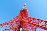 �����^���[1�K RED�� TOKYO TOWER���ʉ��ł͍���G�q���a100�N����ʓW�u�t�������z�����受�D ����G�q�̔��w�v��2024�N3��28���`5��6���ɊJ��(C)TOKYO TOWER 