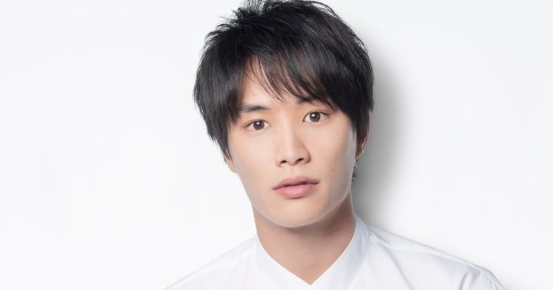 劇団EXILE - 鈴木伸之 写真集 新品 未開封　まとめ売り LDH 劇団EXILE Amazon.co.jp: 鈴木伸之 写真集 LDH 劇団EXILE 俳優 映画 チラシ
