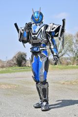 仮面ライダー555 パラダイス・リゲインド』“コード666”で変身の