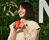 �l�X�����{�u�l�X�J�t�F Make your world�v�VCM���\��ɓo�d�����݈�䂫�� (C)ORICON NewS inc. 