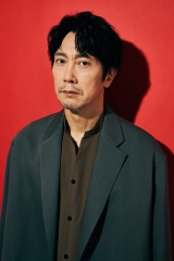 ���X�ؑ��V��A���������́u�g�q�[���[�h�͎������g�v�̉񓚂Ɋ����y�C���^�r���[�z 