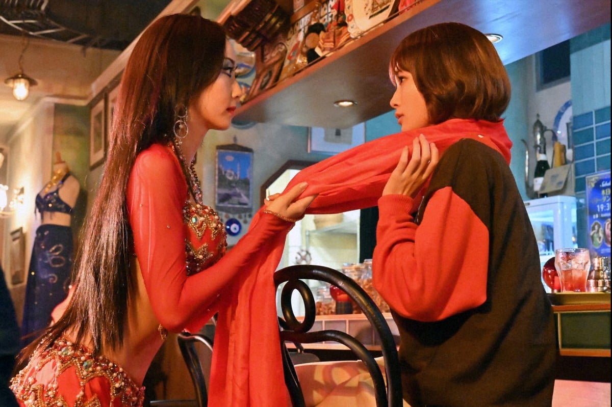 木南晴夏、心の支えは「お芝居」 生見愛瑠がベリーダンサー姿を絶賛