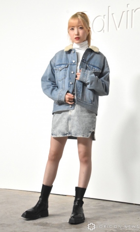 画像・写真 | 本田仁美、ミニスカでスラリとした美脚 デニムジャケット