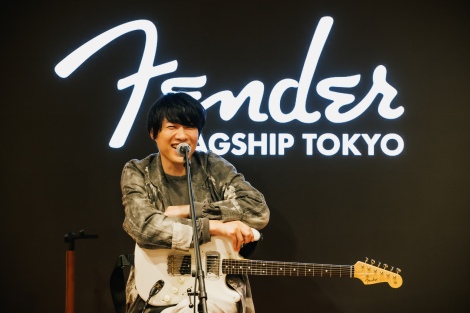 wFender Flagship Tokyo Special Event with RYx̖͗l 