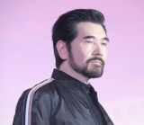 80�N��̒����X�[�p�[�A�C�h���������A62�΂Ń_���f�B�[�ȐF�C�c���F������ 