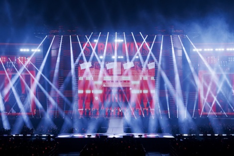 wStray Kids 5-STAR Dome Tour 2023x̓h[sStary Kids  Be:Έ䈟(cYʐ^) 