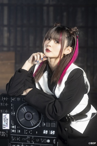 RAISE A SUILEN�E�a�ؗ����iDJ�j 