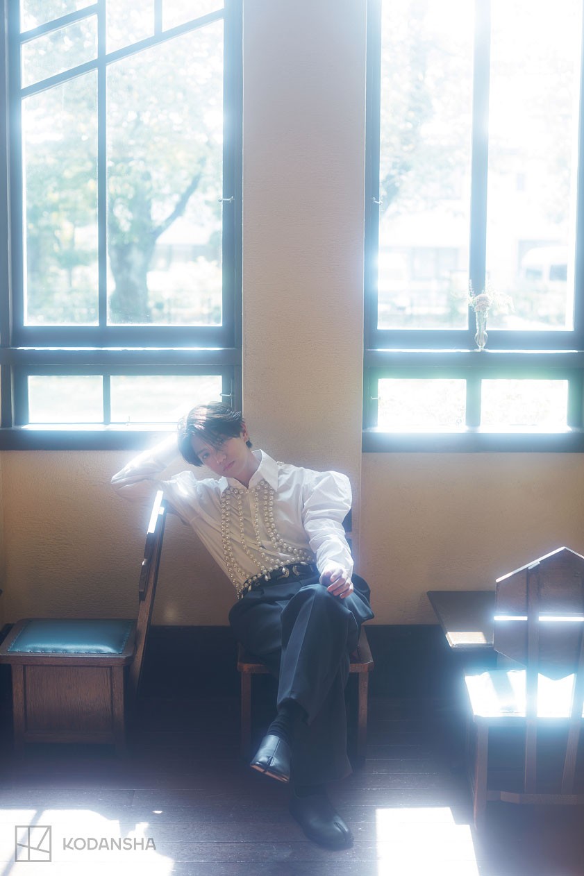 Amazon.co.jp: Aぇ! group 公式 生 写真（正門良規 ）AGK00555