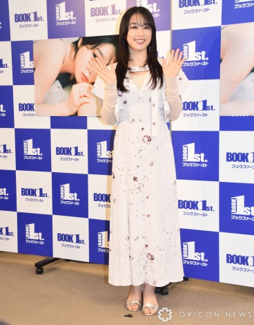 桜井日奈子 サインチェキ 完全未使用 画像・写真 | 桜井日奈子、水着姿で美ボディあらわ 露出にネガティブな