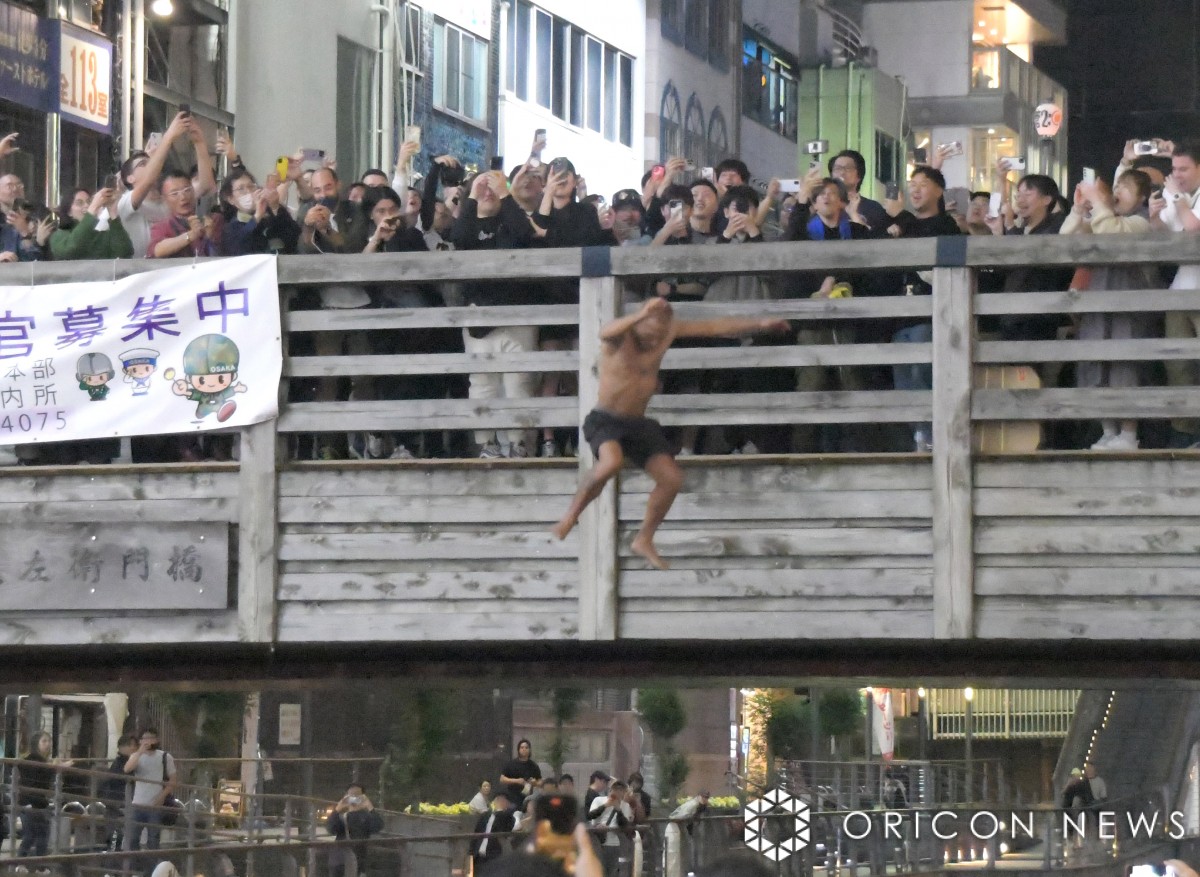 _^CK[X{ꌈ̓ږx (C)ORICON NewS inc. 