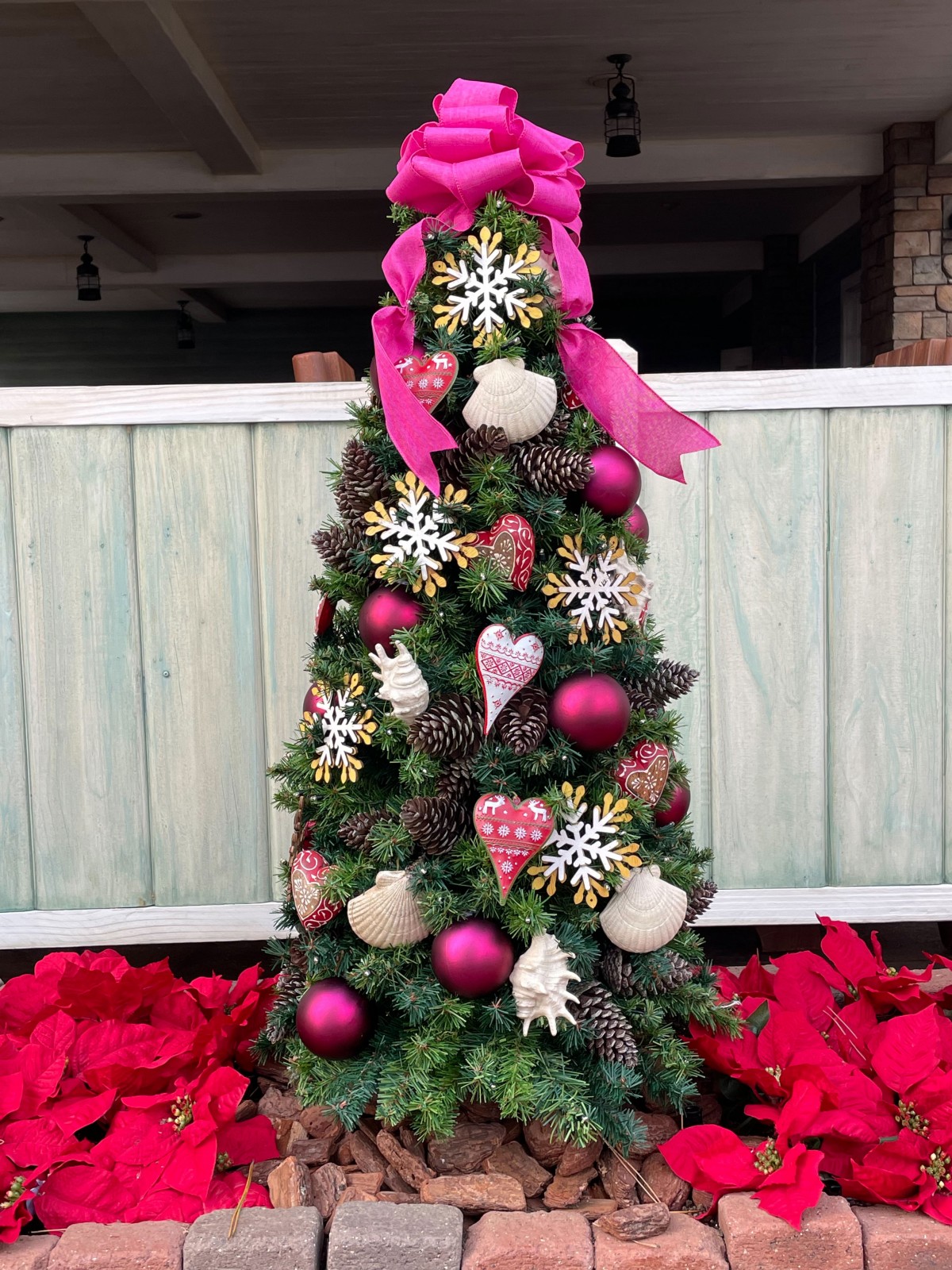 画像・写真 | TDS、巨大クリスマスツリー“4年ぶり復活” ダッフィー ...