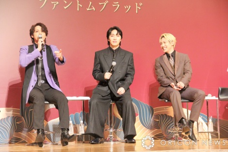 �~���[�W�J���w�W���W���̊�Ȗ`�� �t�@���g���u���b�h�x���씭�\�L�҉���i������j�{��^��A�����D��A�L�V�����Y �iC�jORICON NewS inc. 