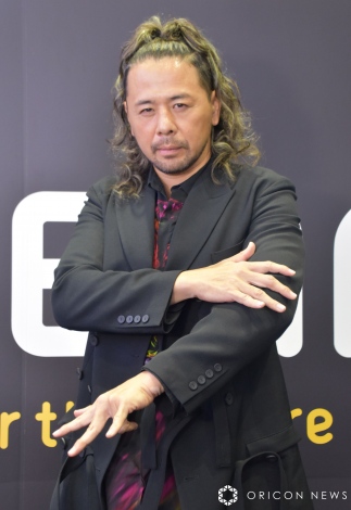 WWE/PLE���w�T�o�C�o�[�V���[�Y�x�v�����[�V�����̂��ߋً}�����������W�^�� �iC�jORICON NewS inc. 