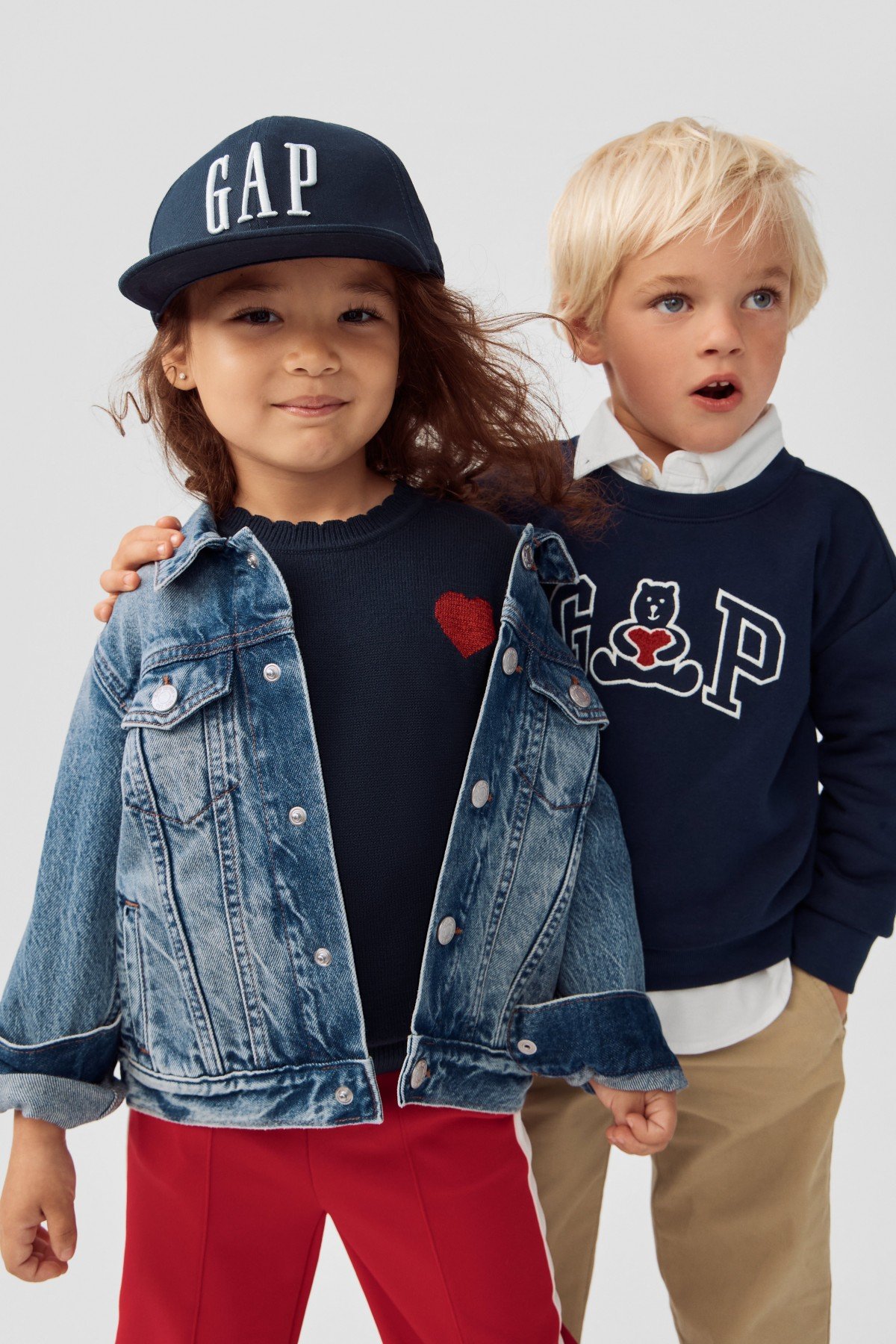 Gap、兄弟でお揃いアイテム楽しめるキッズ＆ベビー向け「LOVE