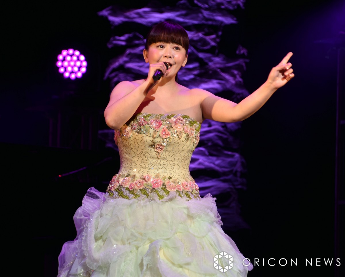 華原朋美“鬼レンチャン封印”宣言の真意明かす「やり過ぎちゃうので…」 | ORICON NEWS