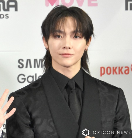 w2023 MAMA AWARDSxbhJ[ybgɓoꂵ&TEAMENICHOLAS iCjORICON NewS inc. 