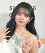 �w2023 MAMA AWARDS�x�̃��b�h�J�[�y�b�g�ɓo�ꂵ��Kep1er�E�}�V�� (C)ORICON NewS inc. 