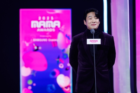 w2023 MAMA AWARDSxɓoꂵAHN JAE HONG(C)CJ ENM Co., Ltd, All Rights Reserved 