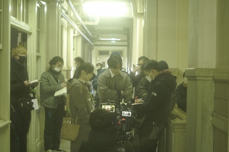 ���C�L���O�ʐ^���f��wMY (K)NIGHT�@�}�C�E�i�C�g�x �i12��1�����J�j�iC�j2023 HI-AX�uMY (K)NIGHT�v 