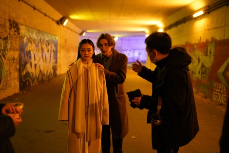 ���C�L���O�ʐ^���f��wMY (K)NIGHT�@�}�C�E�i�C�g�x �i12��1�����J�j�iC�j2023 HI-AX�uMY (K)NIGHT�v 